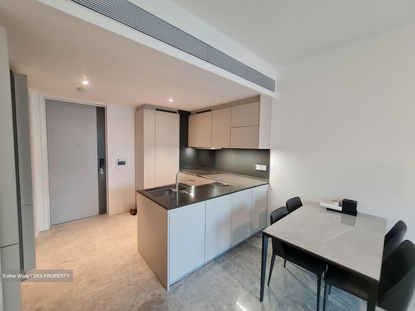 Riviere  (D3), Condominium #583776871
